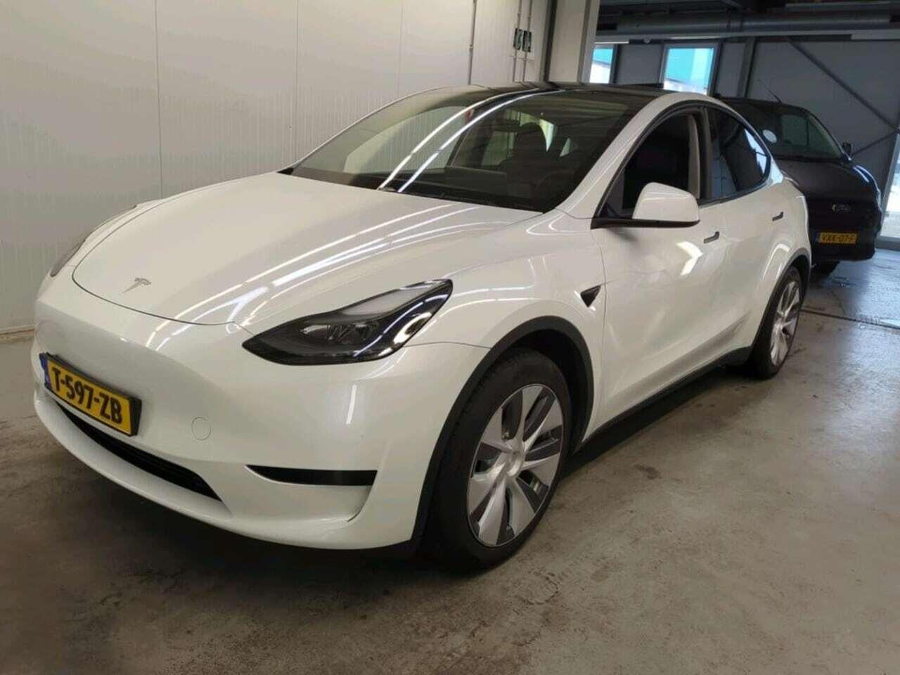 Tesla Model Y RWD 58 kWh