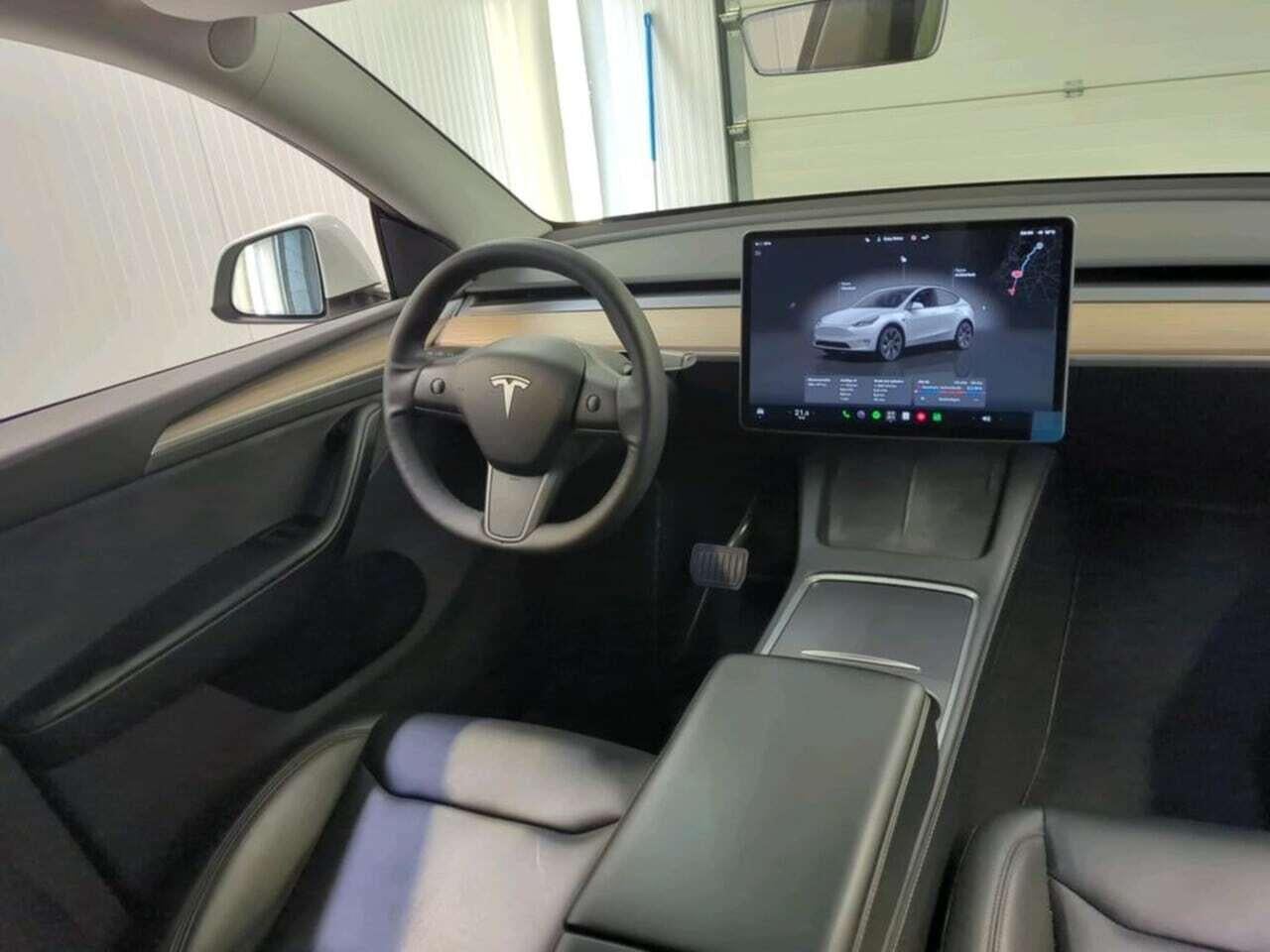 Tesla Model Y RWD 58 kWh photo