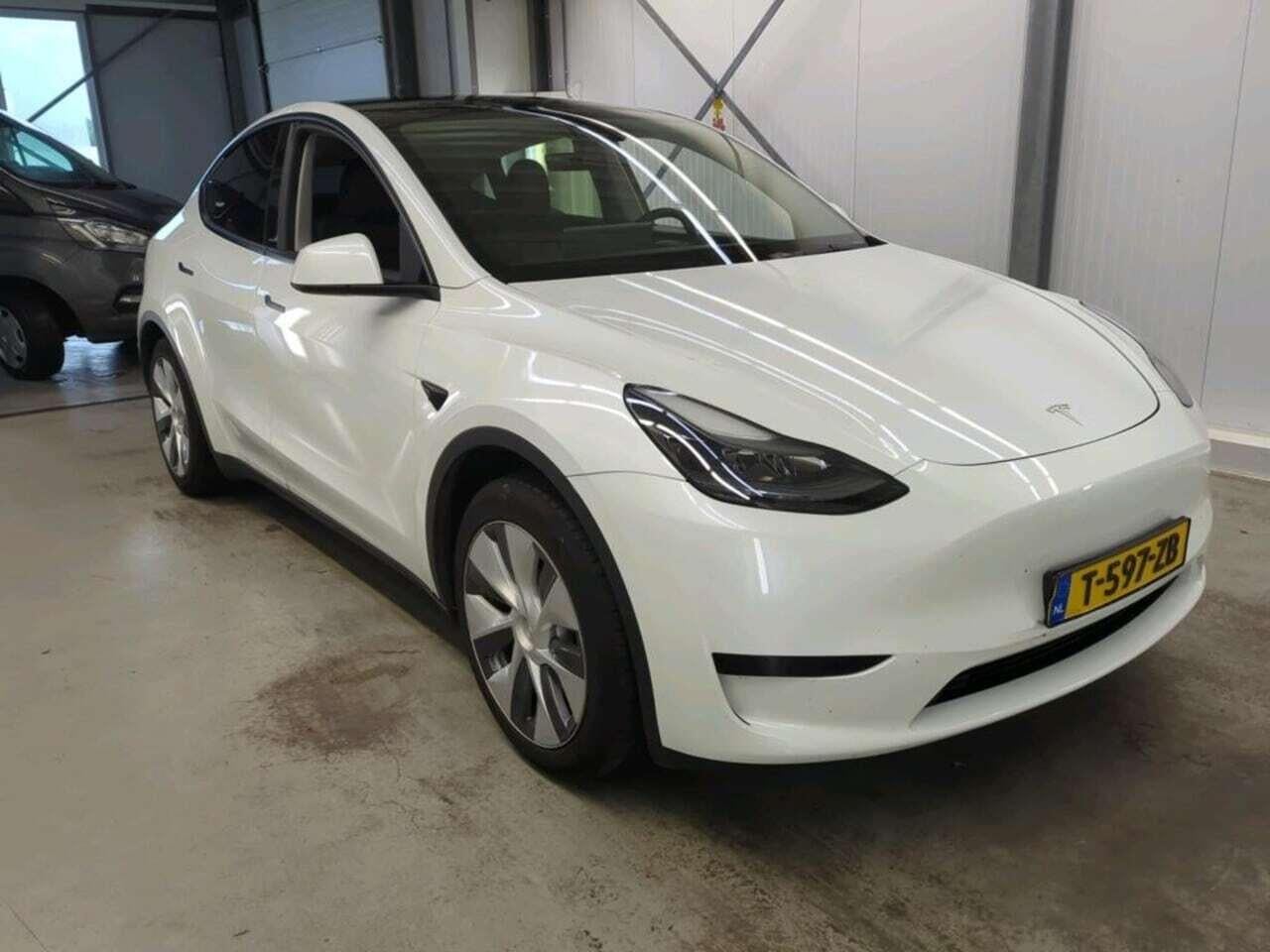Tesla Model Y RWD 58 kWh photo