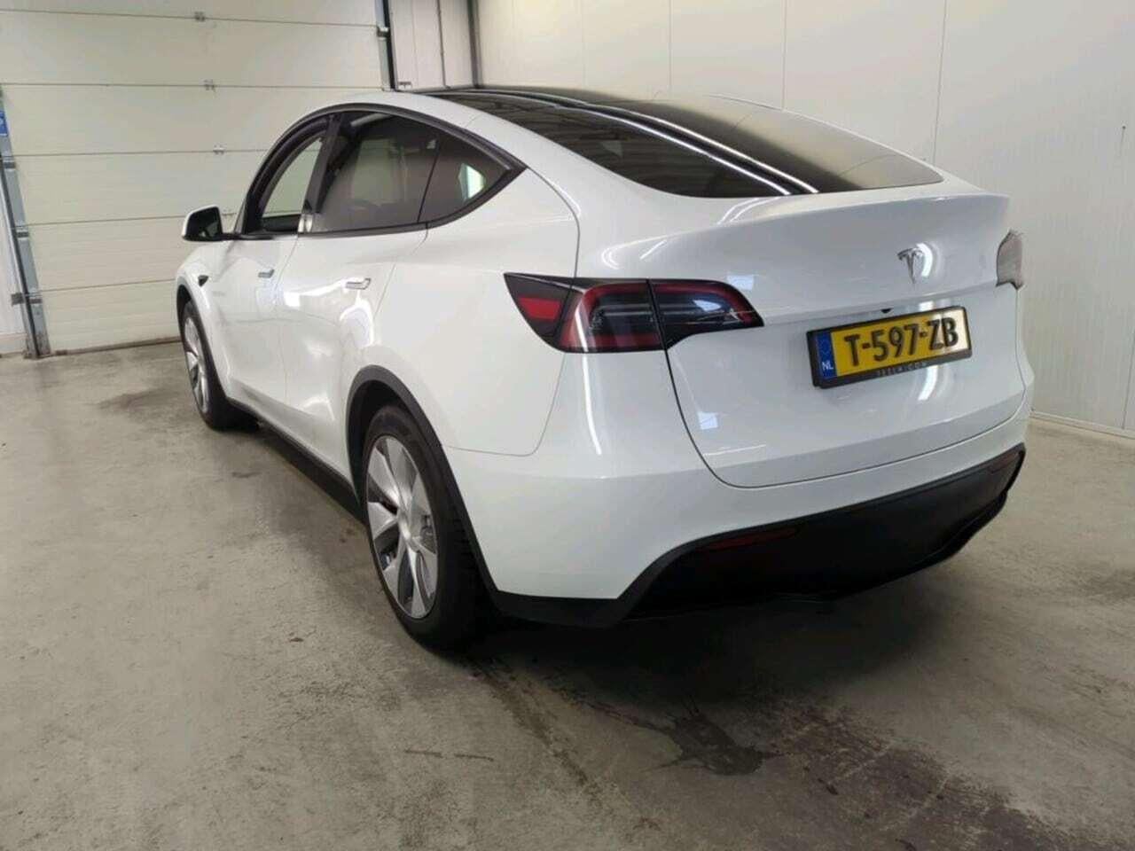 Tesla Model Y RWD 58 kWh photo
