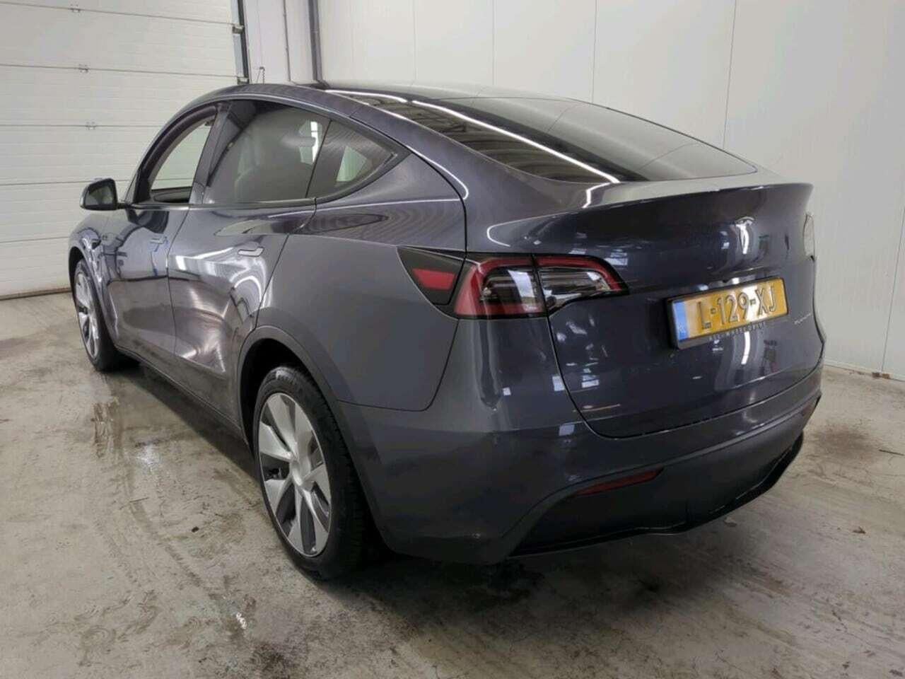 Tesla Model Y Long Range AWD 75kWh photo