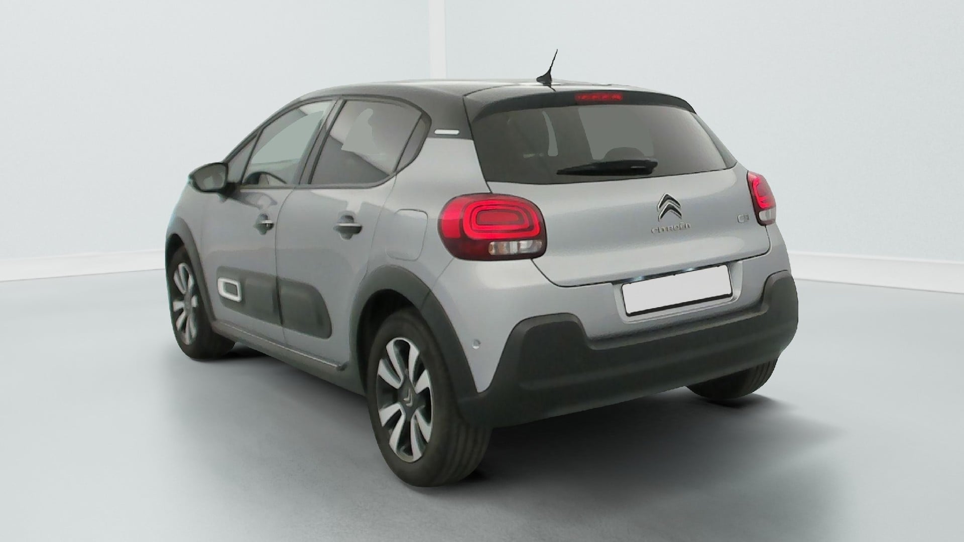 Citroen C3 Shine PureTech 110 S&S BVM6 photo