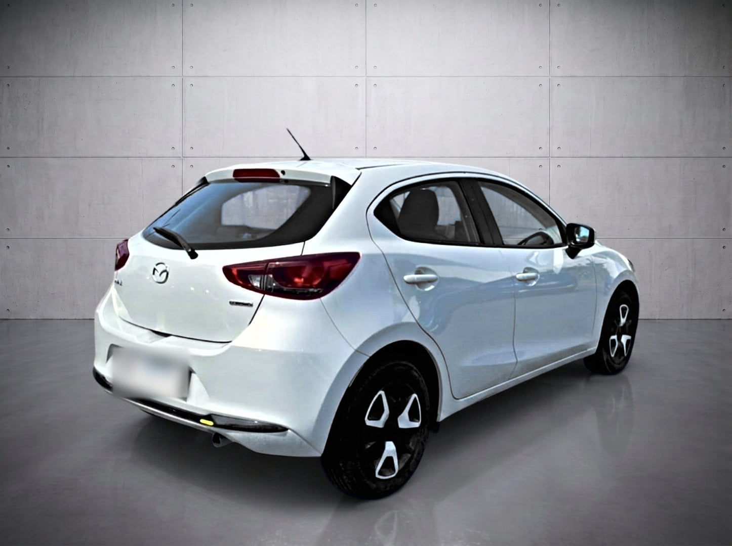 Mazda 2 Centre-Line 1.5 e-Skyactiv-G 90 photo