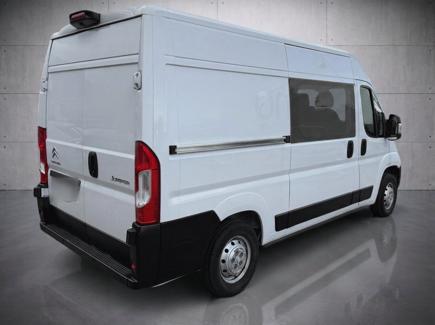 Citroen Jumper Driver L2H2 2.2 BlueHDi 140 S&S photo