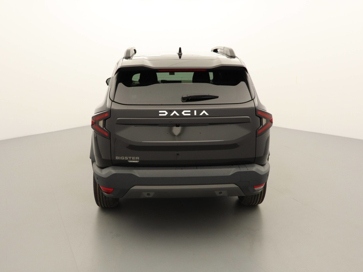 Dacia Bigster Journey 1.8 Hybrid Electric/Gasoline 158hp photo