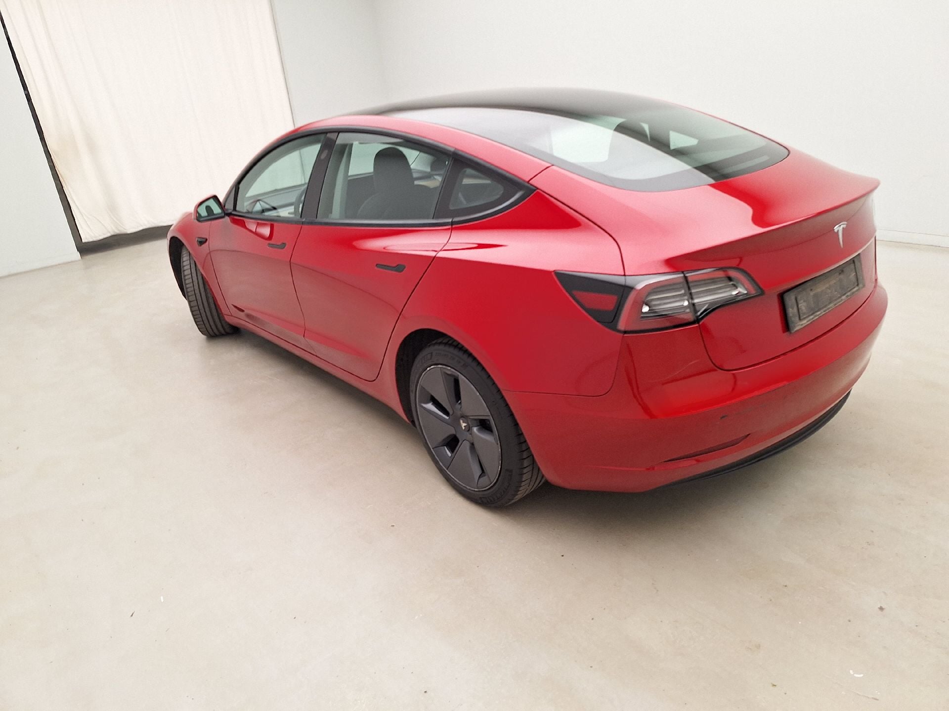 Tesla, Model 3 '18 BEV, Model 3 Standard RWD Plus photo