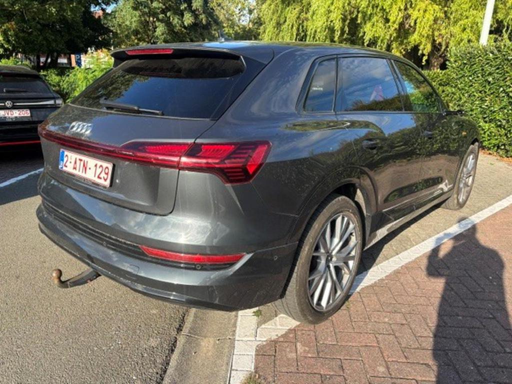 AUDI e-tron 95 kWh 55 Quattro Advanced photo