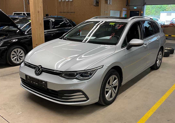 Golf VIII Variant Life 2.0 TDI 85KW AT7 E6d