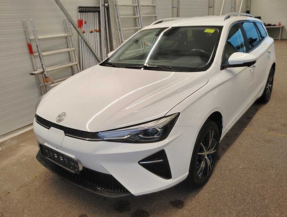 MG MG5 Standard Luxury 5d 130kW