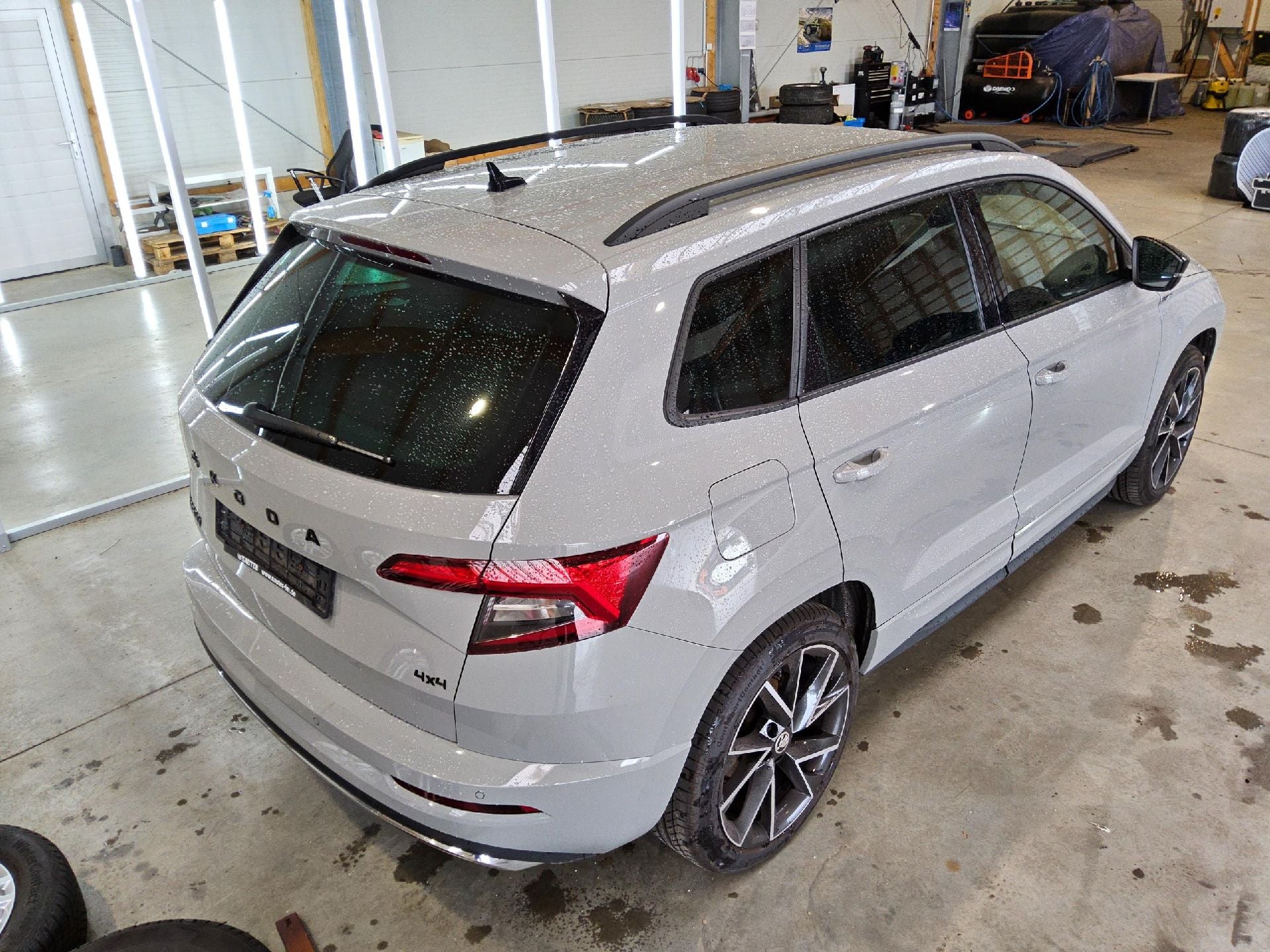 Karoq Sportline 4x4 2.0 TDI 110KW AT7 E6d photo