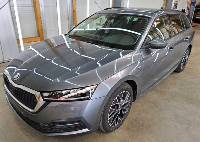 Octavia Combi Ambition 2.0 TDI 110KW AT7 E6d