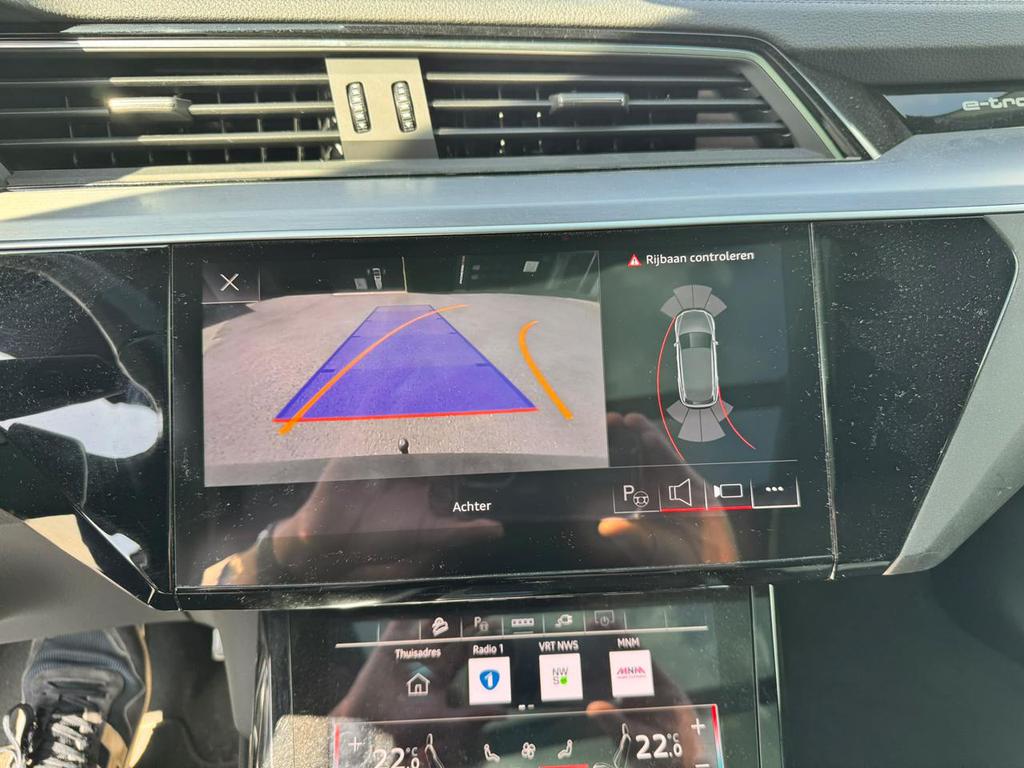 AUDI Q8 e-tron 89 kWh 50 Quattro S line photo