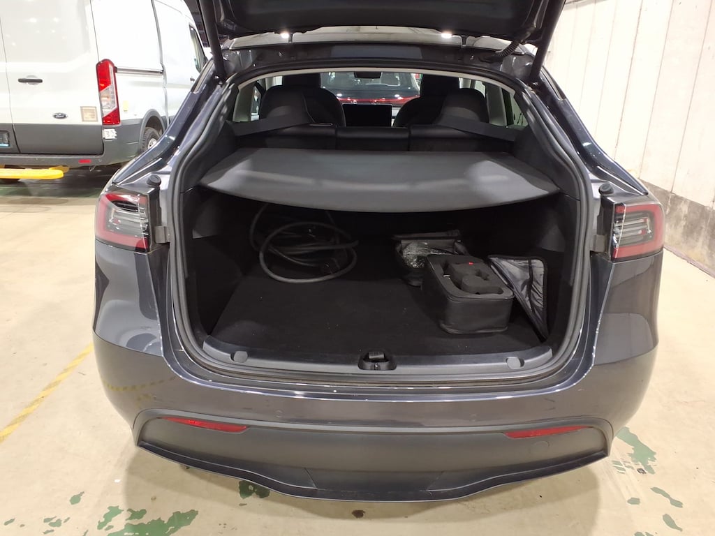 TESLA MODEL Y BEV 75KWH LONG RANGE AUTO 4WD photo