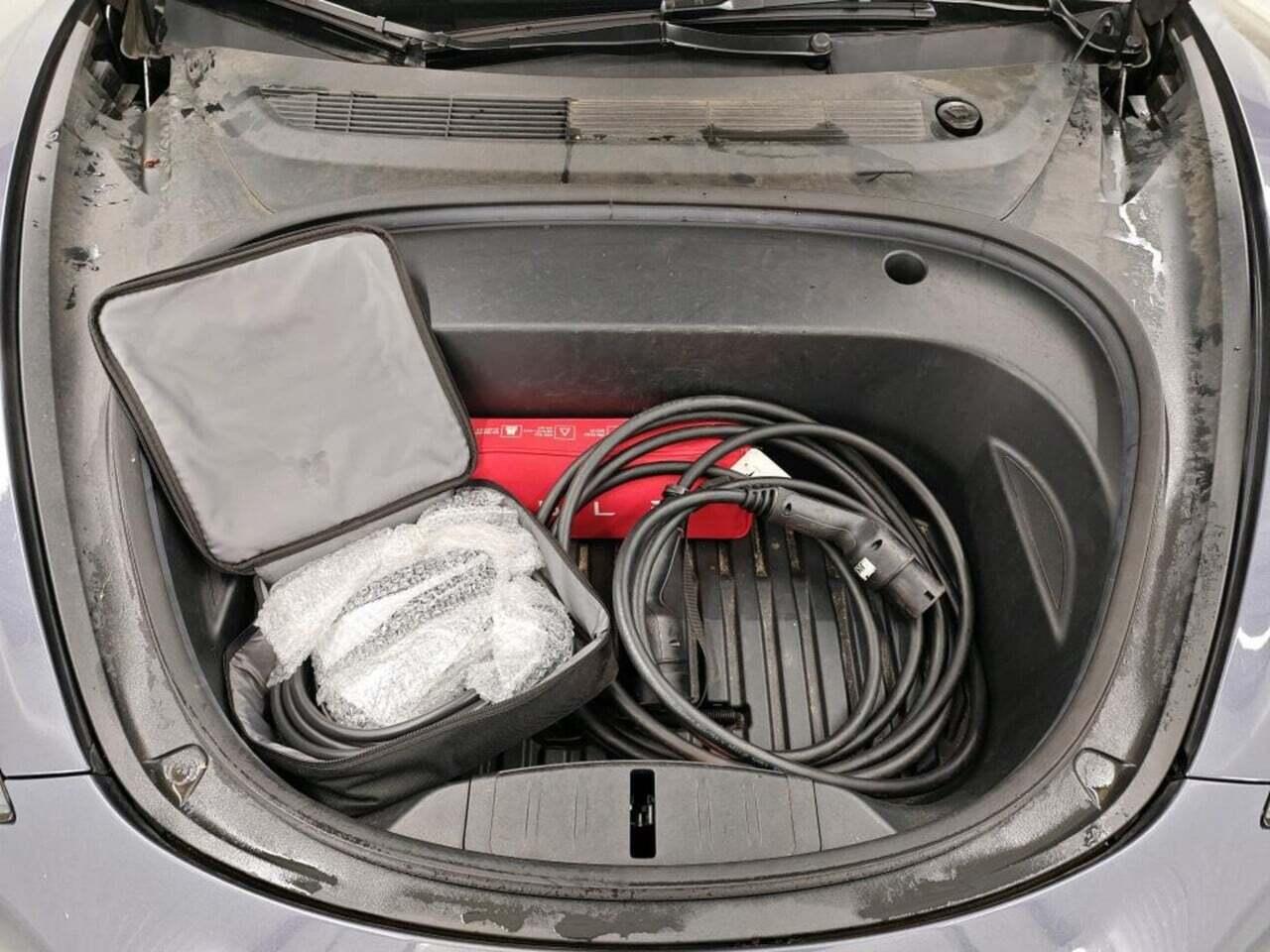 Tesla Model 3 Long Range AWD 75kWh photo