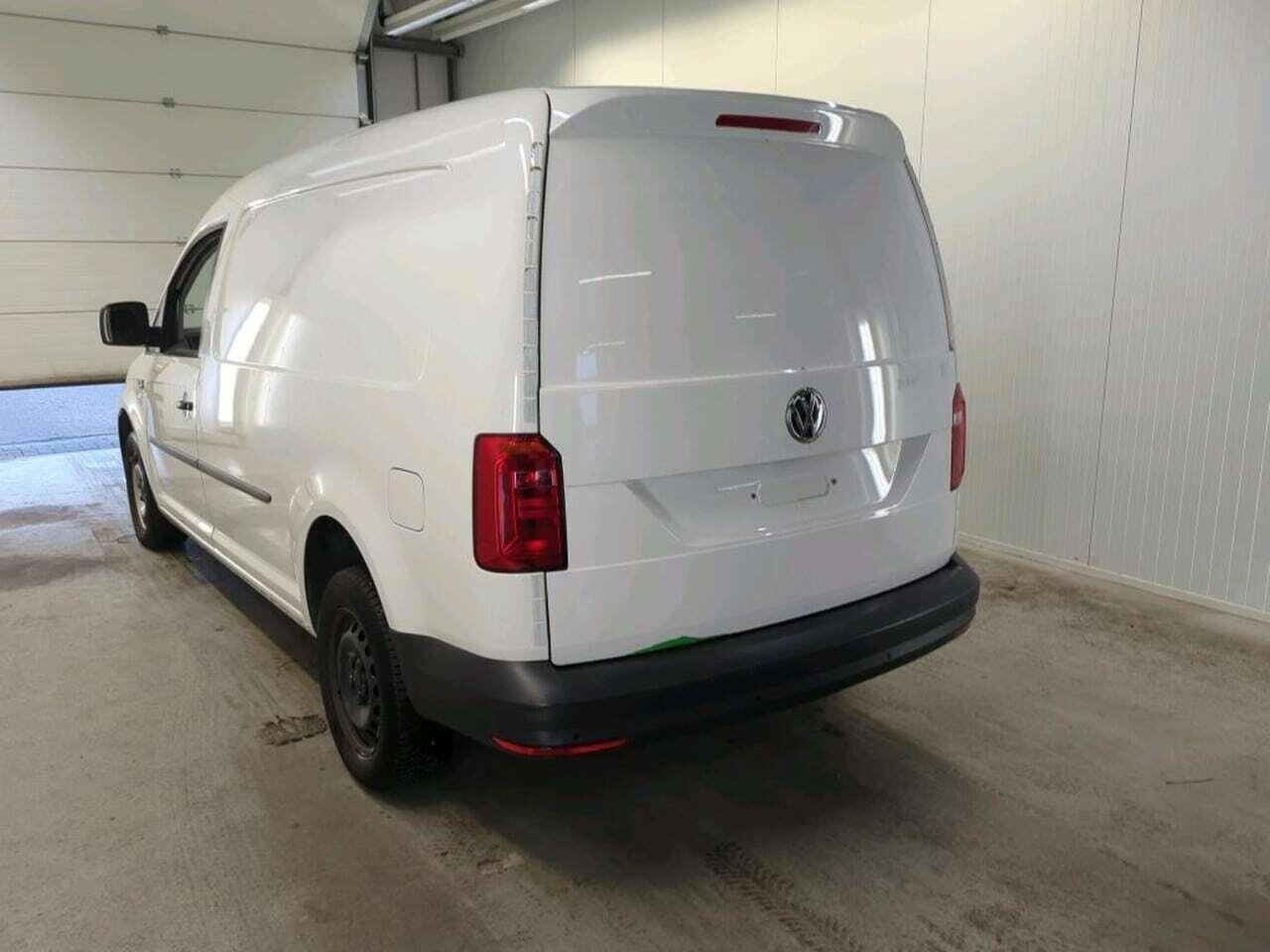 VOLKSWAGEN Caddy 2.0 TDI L2H1 BMT photo