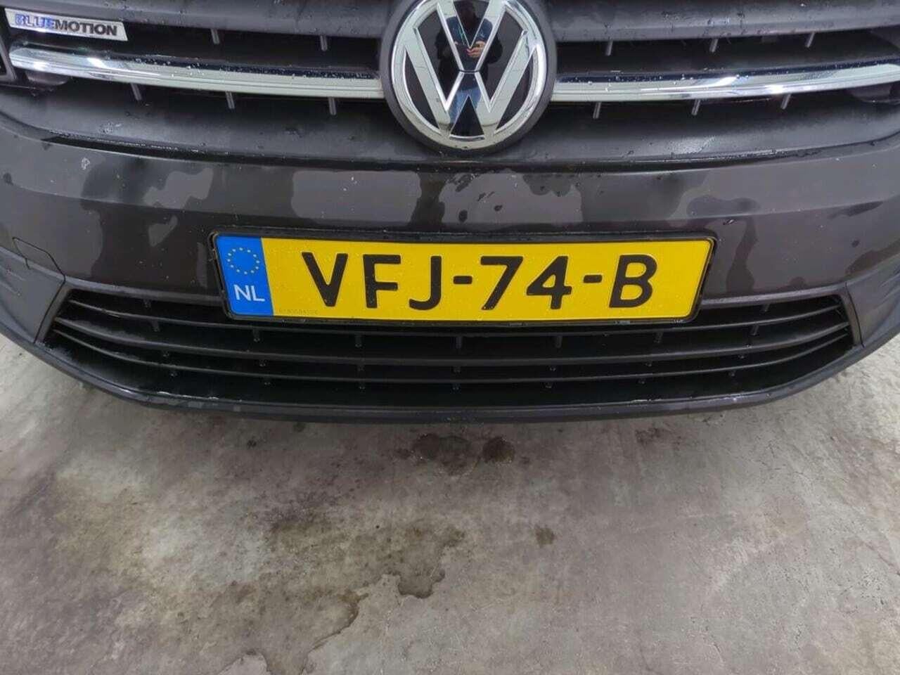VOLKSWAGEN Caddy 1.4 TGI L2H1 EcoFuel photo