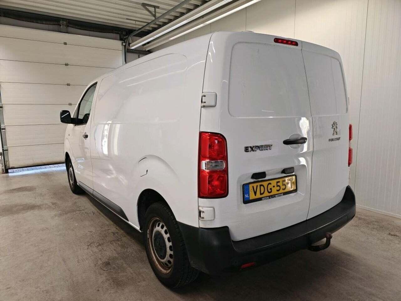PEUGEOT Expert 1.5 BlueHDI Prem photo