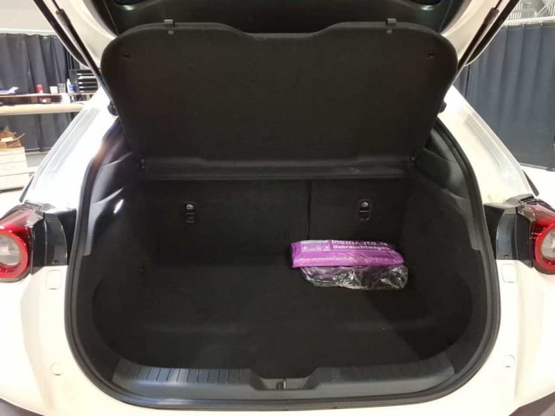 Mazda MX-30 (DR)(05.2020->) DE - SUV5 e-SKYACTIV, Advantage, 2022 - 2025 photo