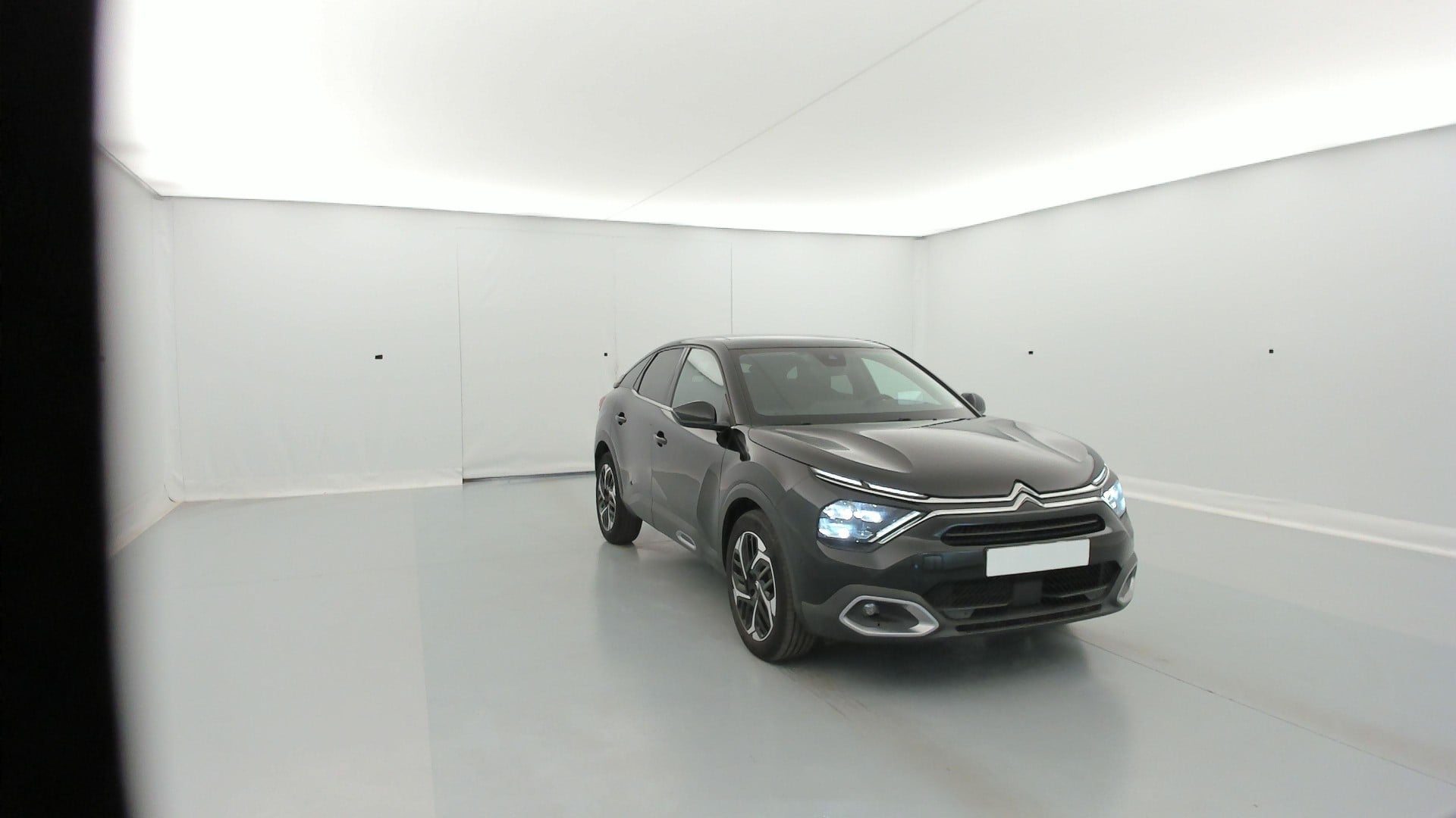 Citroen C4 Shine PureTech 130 S&S BVM6