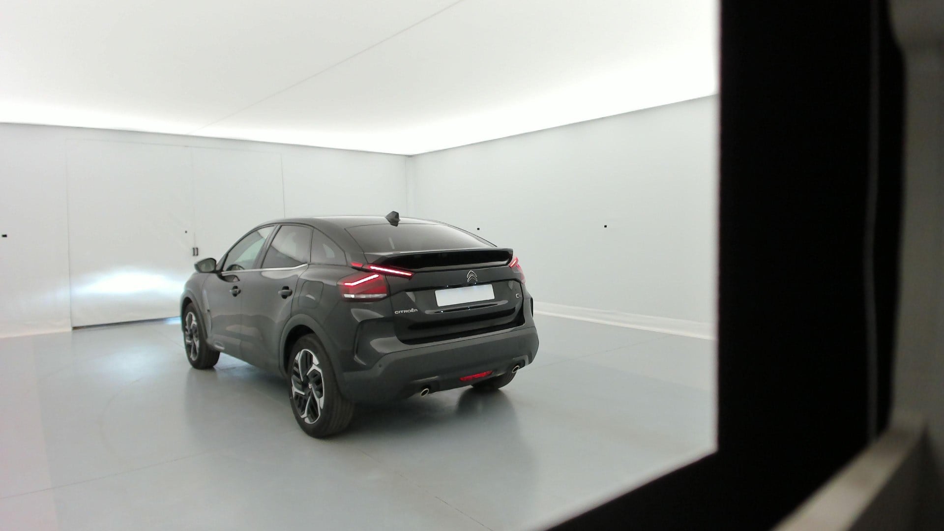 Citroen C4 Shine PureTech 130 S&S BVM6 photo