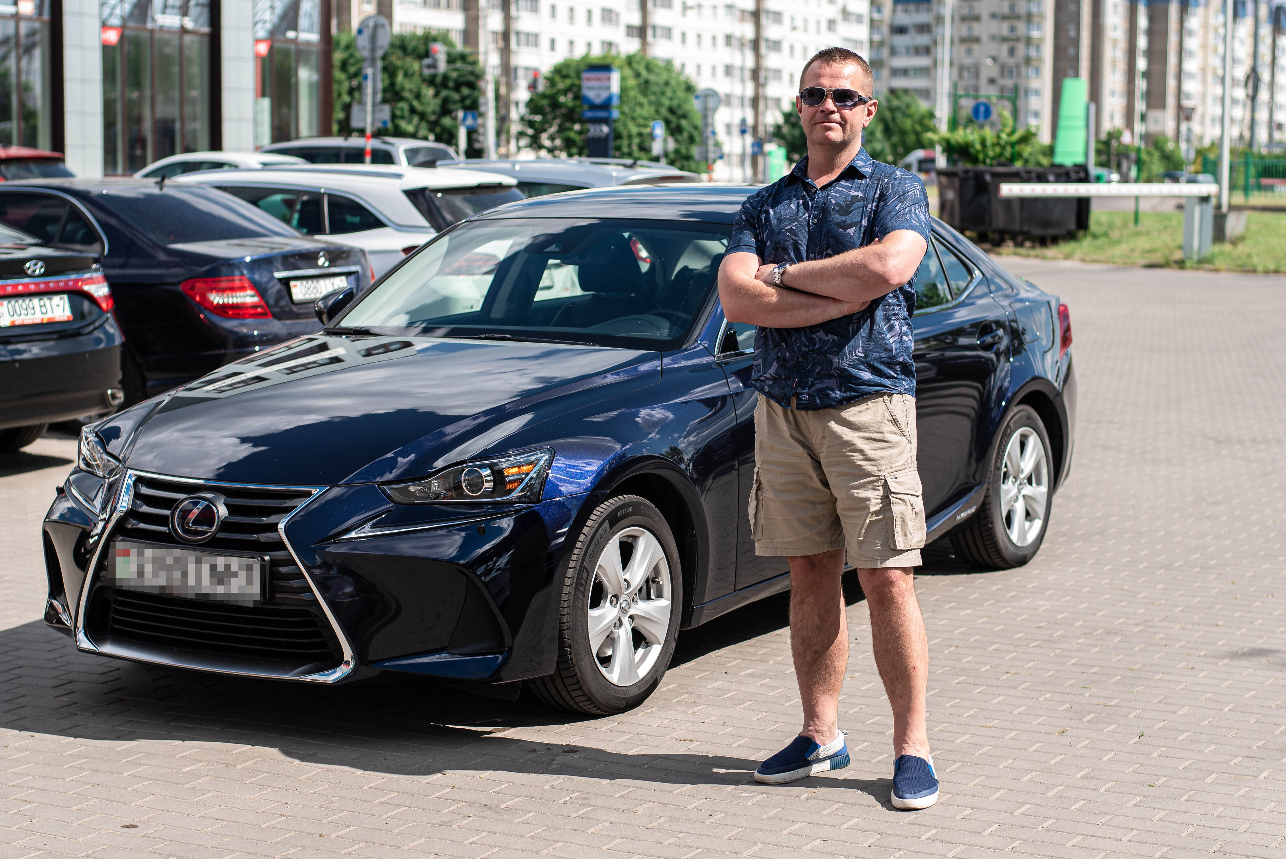 Отзыв клиента Виталий о покупке LEXUS IS300H и новый владелец Виталий